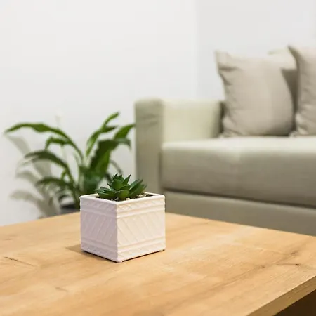 At Bazaar アパート